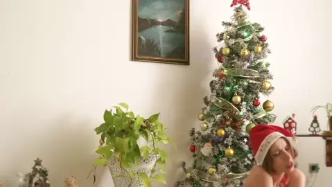 Xxxcaligulaxxx - Naughty Christmas Mom