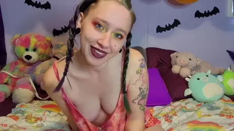 MissKittyLyn – Slutty Little Sister