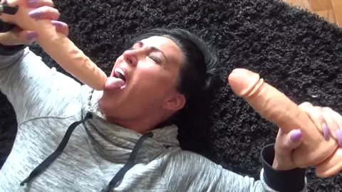 Katie71 - Frat House Bukkake with Mom