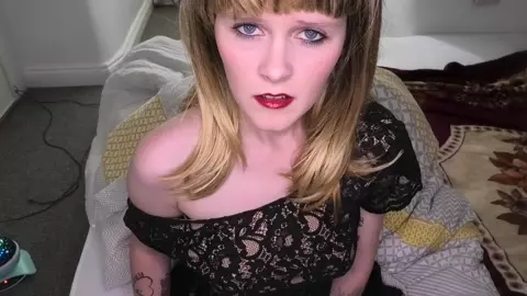 Sydney Harwin - Dads Gone. It's On