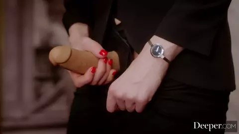 Deeper – Secretary Riley Reid and Maitland Ward