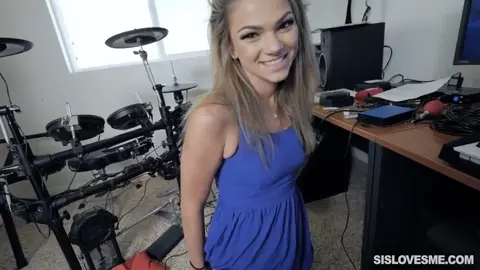 SisLovesMe – Stepsisters Growing Pains Athena Faris Stepsister Blowjob