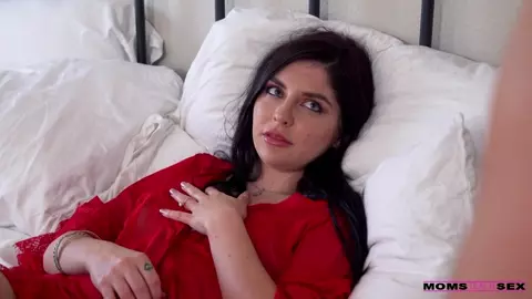 MomsTeachSex – Stepsons One Eyed Monster Keira Croft