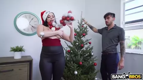 BigTitsRoundAsses – Macey Jade Gets Holiday Wood