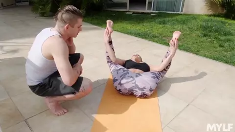 MylfSelects – Stretch Me Out Please Richelle Ryan And Reagan Foxx And Cherie Deville And Nicole Aniston