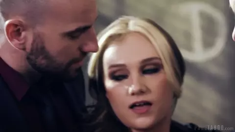 PureTaboo – Gwen Vicious Easy Pickings