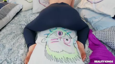 RKPrime – Dixie Lynn Pillow Fight Overload