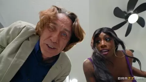 BigButtsLikeItBig – Ebony Mystique Stuck In The Booty With You