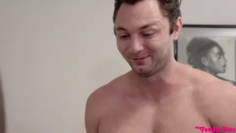 MyFamilyPies – Natasha Nice Thicc Sister Challenge