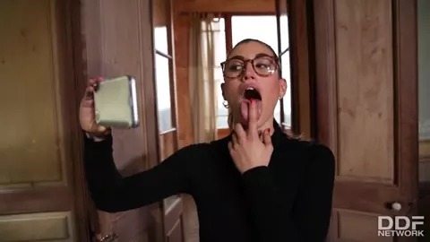 HandsOnHardcore – Julia Roca Morning Walk Turns Into Intense Tryst