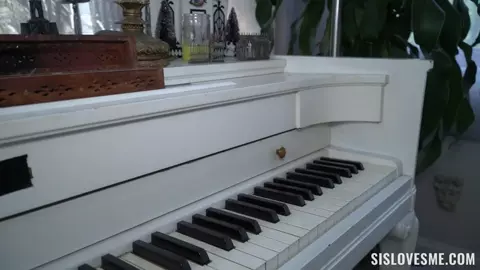 SisLovesMe – Vivian Taylor Play Me Like Your Piano