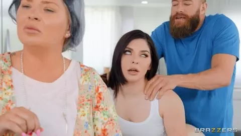 BrazzersExxtra – Keira Croft Squirt Don’t Swallow