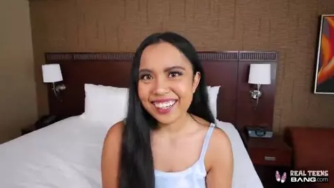 BangRealTeens – Luna Mills Is A Sexual Hottie That Wants To Bone