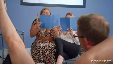 BrazzersExxtra – Roxee Couture Squirting For Dummies