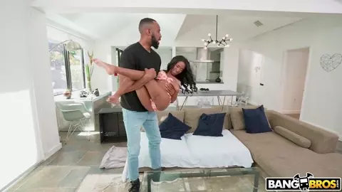 BrownBunnies – Mini The Big Dick Slayer Mini Stallion