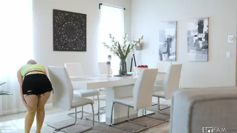 SpyFam – Jamie Jett Jizzer Tag