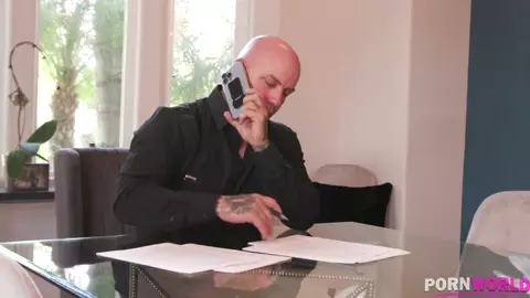 PornWorld – Broke Teenage Slut Kylie Quinn Fucks the Neighbor for Cash