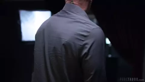 Jealous Photographer Helena Locke Will Do Anything To Keep Her Client Away From His Wife