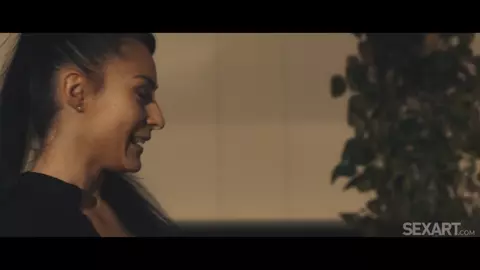 Pervert Stepfather Grabs His Sexy Stepdaughter Lexi Dona From Behind In Kitchen