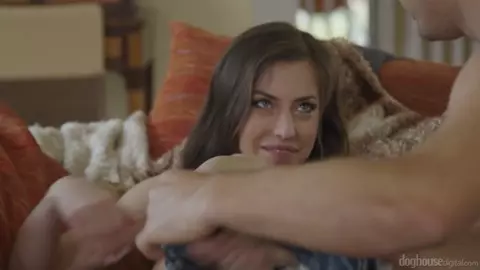 Brunette Stepsis Spencer Bradley Saw Stepbro’s Big Dick And Now She Wants It Desperately