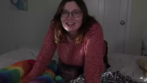 Bettie Bondage – Stealing Panties from Mommy