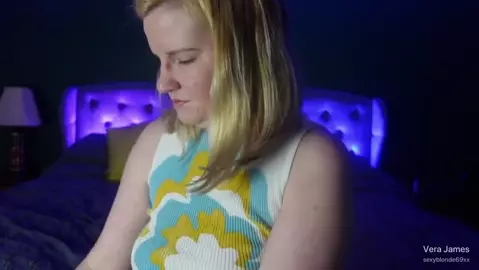 Sexyblonde69xx - My Mommy Confesses And Fucks: School 420