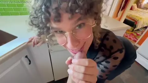 VibeWithMommy - Mom Keeps Son Quiet After Tinder Date