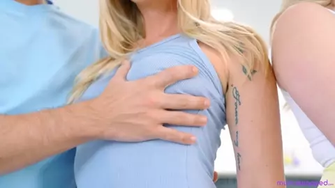 Mom Lover - Coming Together For Easter - S3:E6