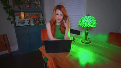 OliveWood - Like Mommy, Like Son