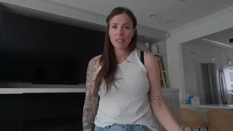 Yogabella - Mommy Is Your Girlfriend