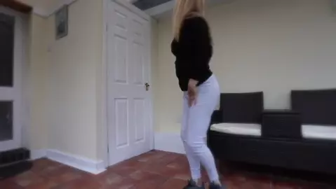 LadyArbella - Angry Mommy Pee Desperation