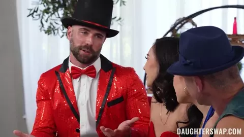 Kimmy Kimm & Lulu Chu - A Magical Swapping Act