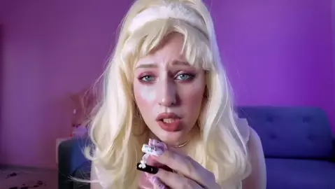 Alicewarmheart - Breed Your Bimbo Mommy