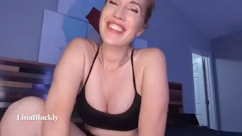 LinaBlackly - Mommy Wants To Be A MILF