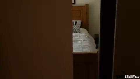 Khloe Kapri  - Fucking to share the secret