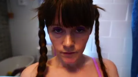 Sydney Harwin - Little sister is obsessed with you