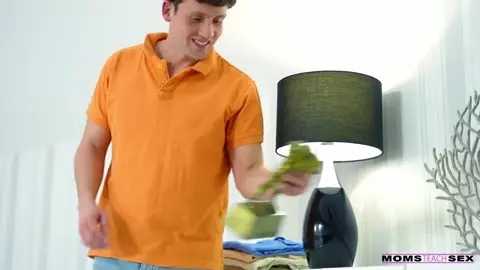 Karina King - The Sluttiest Stepmom Of Them All - S23:E1