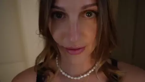 Tatum Christine - Domestic Housewife Roleplays As Freaky Mommy