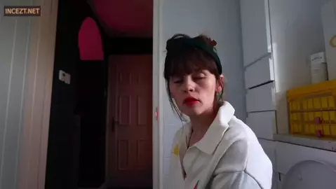 Sydney Harwin - Mommy And The Cursed Emerald Ring