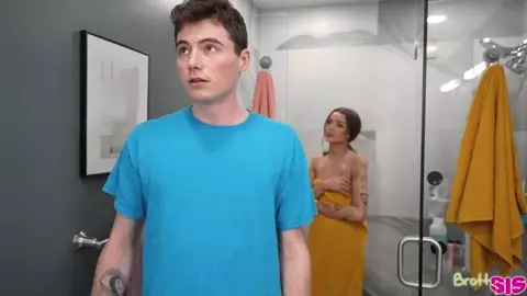 Nikki Nicole - I'll Let You See Me Naked - S35:E10