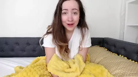 Lalunalewd - Mom Forgets Who She Is