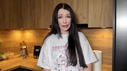 Adria Nite – BodySwap: Your Mom Has Your Cock