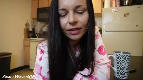 AimeeWavesXXX - Mom Cures Your Viagra Boner