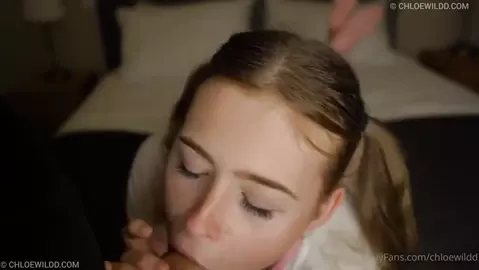 Chloe Wildd – Daddy’s Girl