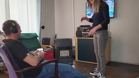 Why my sisters always want to Suck my Cock when Im on my best Game