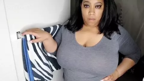 Rayne Woods - Aunt Fucks You in the Shower