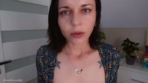 AimeeWavesXXX - You and stepMom Have to be Quick