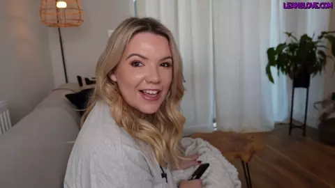 Anna Scot - I'm into IT bro