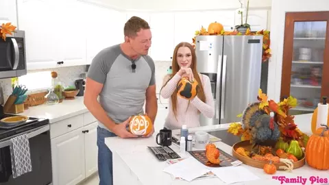 Harley Love - How To Eat Halloween Pie - S1:E10