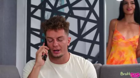 Luna Bunny - Stepsis Helps Me Get Revenge On My Girlfriend - S38:E9